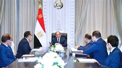 بسام راضي: الرئيس يجتمع مع مصطفي مدبولي ومحمد معيط ونواب وزير المالية للسياسات المالية والخزانة العامة.. الاجتماع تناول اطلاع ومتابعة الرئيس على مؤشرات أداء السياسة المالية للدولة