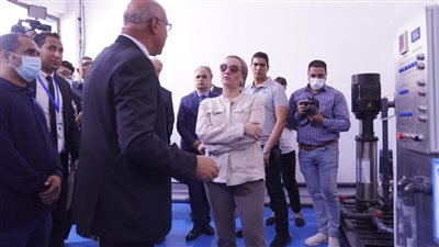 وزيرة البيئة تفتتح محطة جديدة لمعالجة المياه.. وتتفقد عددا من المنشآت الصناعية