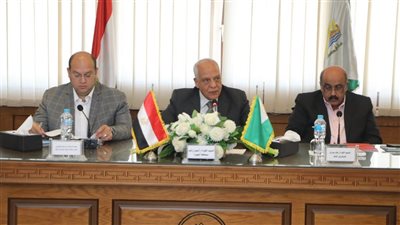  راشد: انتهاء تبطين وتأهيل 322 كم من الترع والمصارف| صور