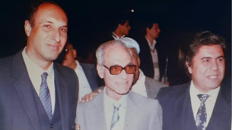 سعيد الشيخ يتوسط