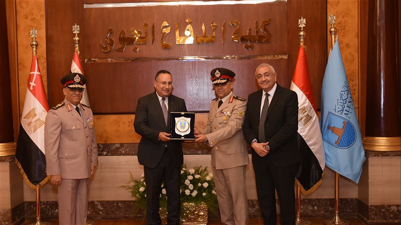 القوات المسلحة توقع