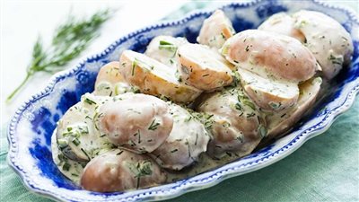 طريقة عمل سلطة البطاطس المشوية | فيديو