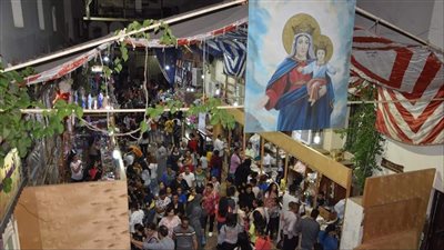 آلاف الأقباط والمسلمين يحتفلون بختام مولد العذراء بدير بياض العرب في بني سويف