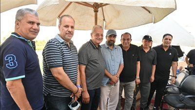 محسن صلاح وعادل فتحي وغريب يشهدون ودية المقاولون 2001 أمام الشباب الكويتي