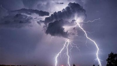 مقتل 13 شخصا جراء صواعق رعدية في اليمن 