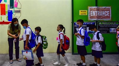 مدارس الفلبين تعيد فتح أبوابها أمام التلاميذ بعد إغلاق استمر عامين