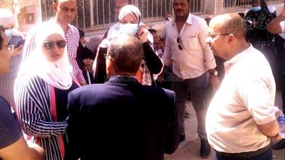 محافظ أسوان يكلف نائبته بتفقد المقر الجديد للعيادات الشاملة ويشدد على الالتزام | صور