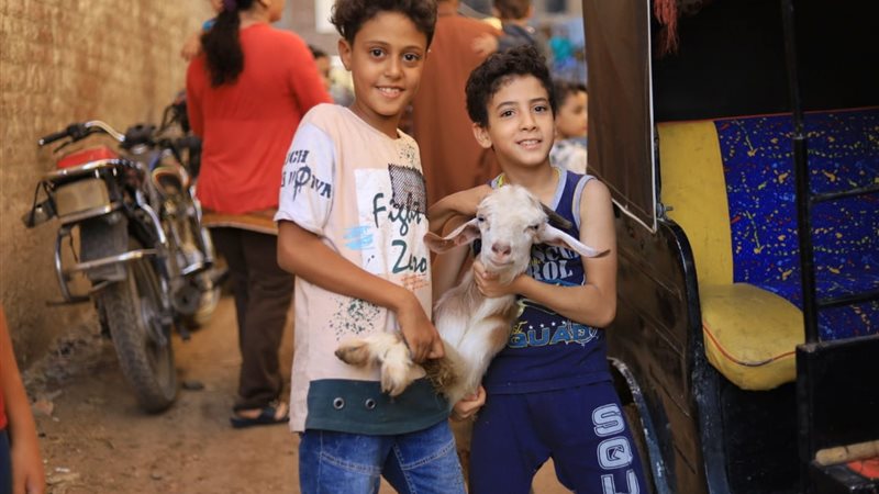 سعادة الأطفال بالاحتفال