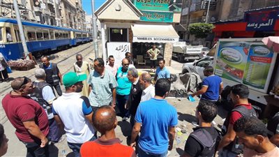 حملة مكبرة لإزالة الإشغالات في حي وسط بالإسكندرية