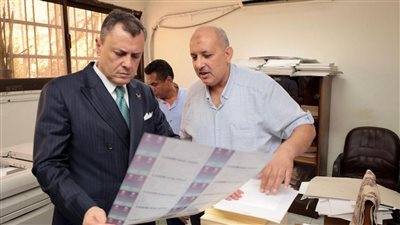 وزير السياحة والآثار يتفقد مقر الوزارة بالزمالك للتعرف على العاملين