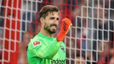 حارس باريس سان جيرمان السابق على رادار مانشستر يونايتد 