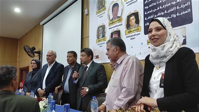 ختام معرض النيل للمبدعين في الفن التشكيلى بجامعة دمياط