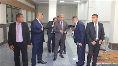 وزير القوى العاملة يوجه بسرعة افتتاح وحدة خدمات العمالة المصرية بالخارج 