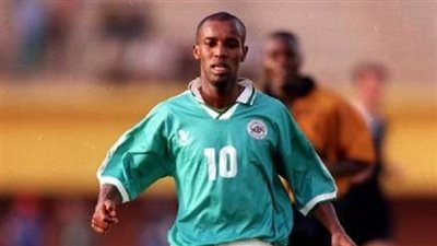 عبد الستار صبري: توتي رفض وجودي في روما.. والرخصة حرمتني من تدريب توتنهام