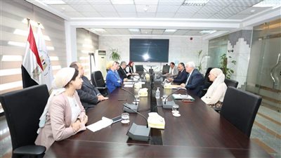 وزيرا التعليم العالى والبيئة يناقشان استعدادات مصر لمؤتمر تغير المناخ COP27