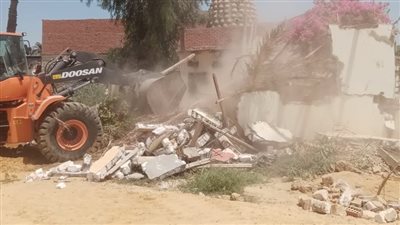 الفيوم تنفذ 166 إزالة تعد على الأراضي الزراعية وأملاك الدولة | صور