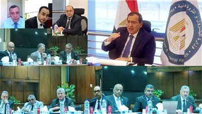 اجتماع اللجنة العليا للمشروعات البترولية لمتابعة تنفيذ عدد من المشروعات الجديدة