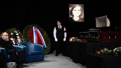 عمال فندق في فيينا: منفذة عملية اغتيال دوغينا باتت لدينا ليلا