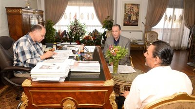 محافظ أسيوط يعتمد نتيجة امتحانات الدور الثاني للشهادة الإعدادية بنسبة نجاح 61% 