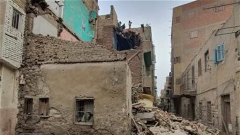 إزالة عقار ايل للسقوط