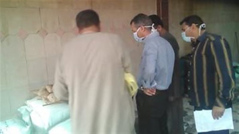 ضبط أطنان من الأغذية