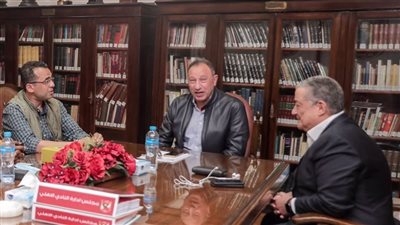 أخبار الرياضة اليوم: جمال علام وأحمد دياب يسلمان درع الدوري لشيكابالا.. واستقالة شركة الكرة بالنادي الأهلي