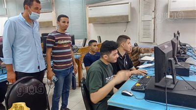 خلال المرحلة الثانية: استقبال 4027 طالبا بمكاتب التنسيق الإلكترونى بجامعة طنطا