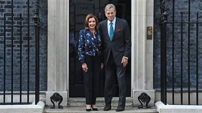 بعد إقراره بالذنب.. الحكم على زوج نانسي بيلوسي بالسجن 5 أيام و3 سنوات تحت المراقبة