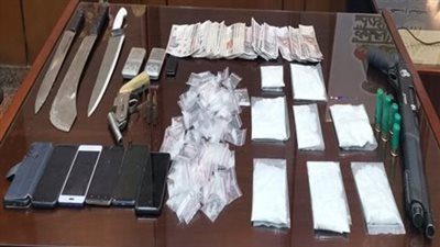 الأمن يداهم بؤرة إجرامية شديدة الخطورة بسوهاج 