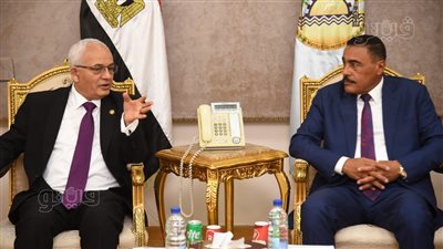 تفاصيل لقاء وزير التربية والتعليم بقيادات محافظة مطروح | صور