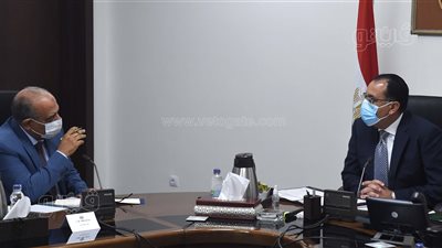 رئيس الوزراء: ضخ استثمارات لتطوير عدد من شركات قطاع الأعمال العام
