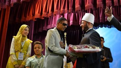 الأزهري للطلاب ذوي القدرات الفائقة: الأوطان تُبنى على يد المبدعين