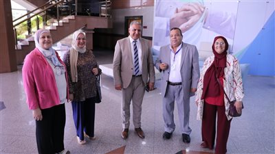 نائب رئيس جامعة الأزهر لفرع البنات يتفقد كلية التمريض