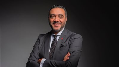 أيمن عصام: ملتزمون بمراجعة وتسوية عمليات التحويل التي تمت أثناء عطل فودافون كاش