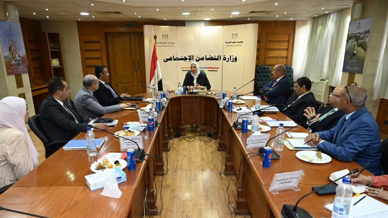 نيفين القباج وزيرة