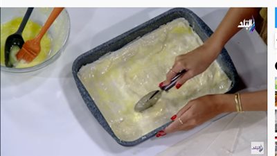 من غير الحر في المطبخ.. اعرفي إزاي تعملي فطيرة السكر والكاسترد في دقائق |فيديو 