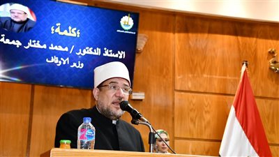 مختار جمعة: دور الشباب هام جدا في التوعية