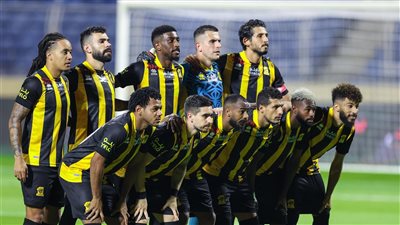 اتحاد جدة ينهي عقدة افتتاح الموسم بالدوري السعودي 