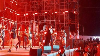 في حفل كامل العدد.. محمد رمضان يبهر جمهوره بالعلمين الجديدة | فيديو وصور 