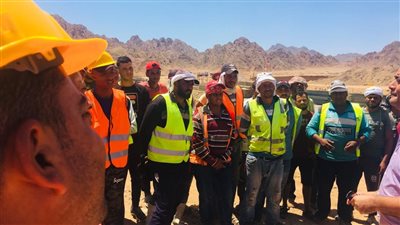 استعدادا لقمة المناخ.. القوى العاملة: جولة تفقدية لمواقع عمل بشرم الشيخ