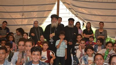 بحضور الأنبا مكاريوس.. 4500 طفل يشاركون في الكرنفال السنوي لإيبارشية المنيا 