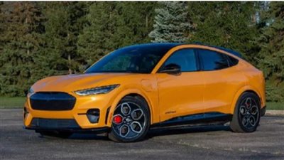 بزيادة 8 آلاف دولار.. فورد تعلن عن أسعار سياراتها الكهربائية 