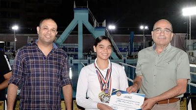 حصلوا على 36 ميدالية.. تكريم سباحين زعانف نادي جامعة المنصورة | صور 