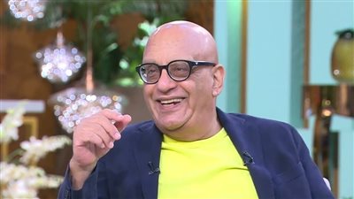 خيري بشارة يكشف تفاصيل تجربته الروائية الأولى وكواليس خلافه مع علي بدرخان | فيديو