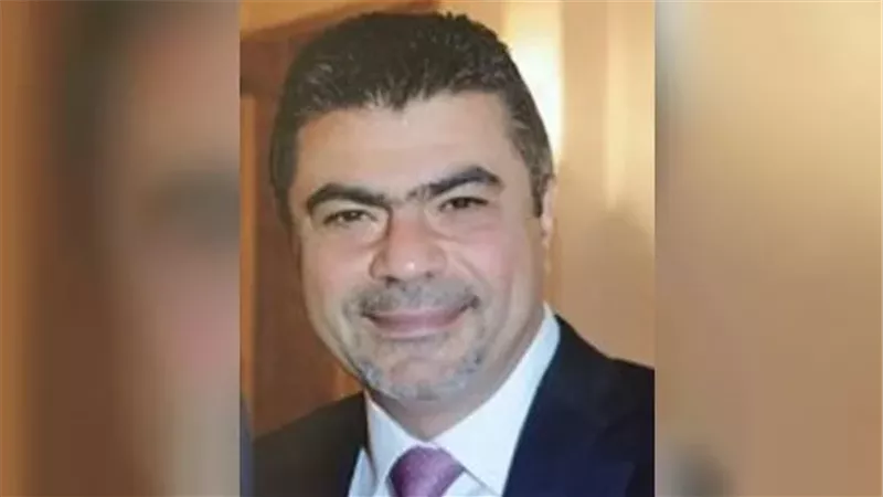 رجل الأعمال أيمن