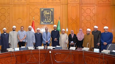 محافظ الإسماعيلية: الأزهر الشريف منارة الإسلام في العالم | صور