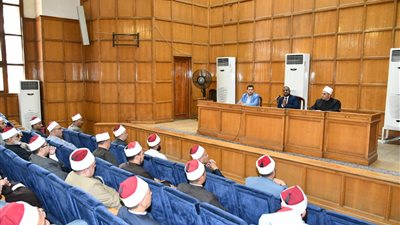 انطلاق دورة بناء الخطبة العصرية وفن الإلقاء لأئمة القاهرة الكبرى