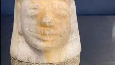 تعود لـ 3000 عام.. الأمن الأمريكي يصادر قطعة أثرية مصرية 