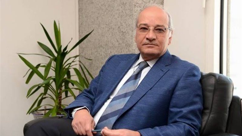 محمود أبو العيون