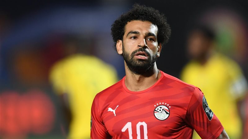 محمد صلاح قائد منتخب